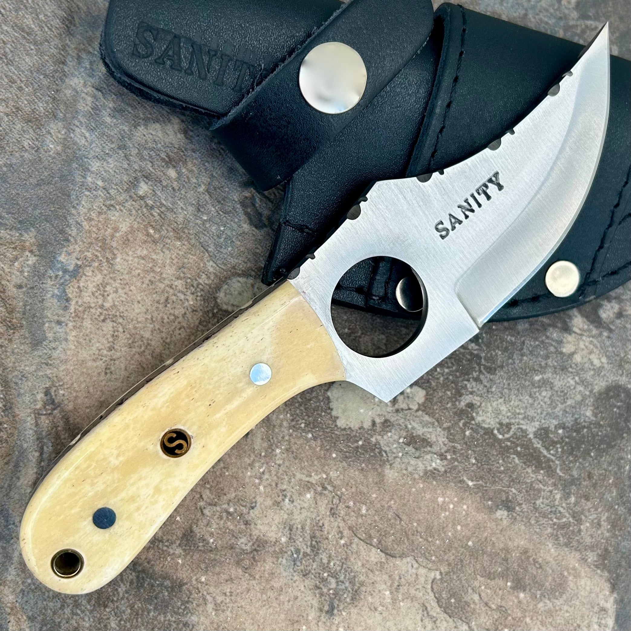 7” Jesse James - Bone - D2 Steel - Horizontal & Vertical Carry - JJ017