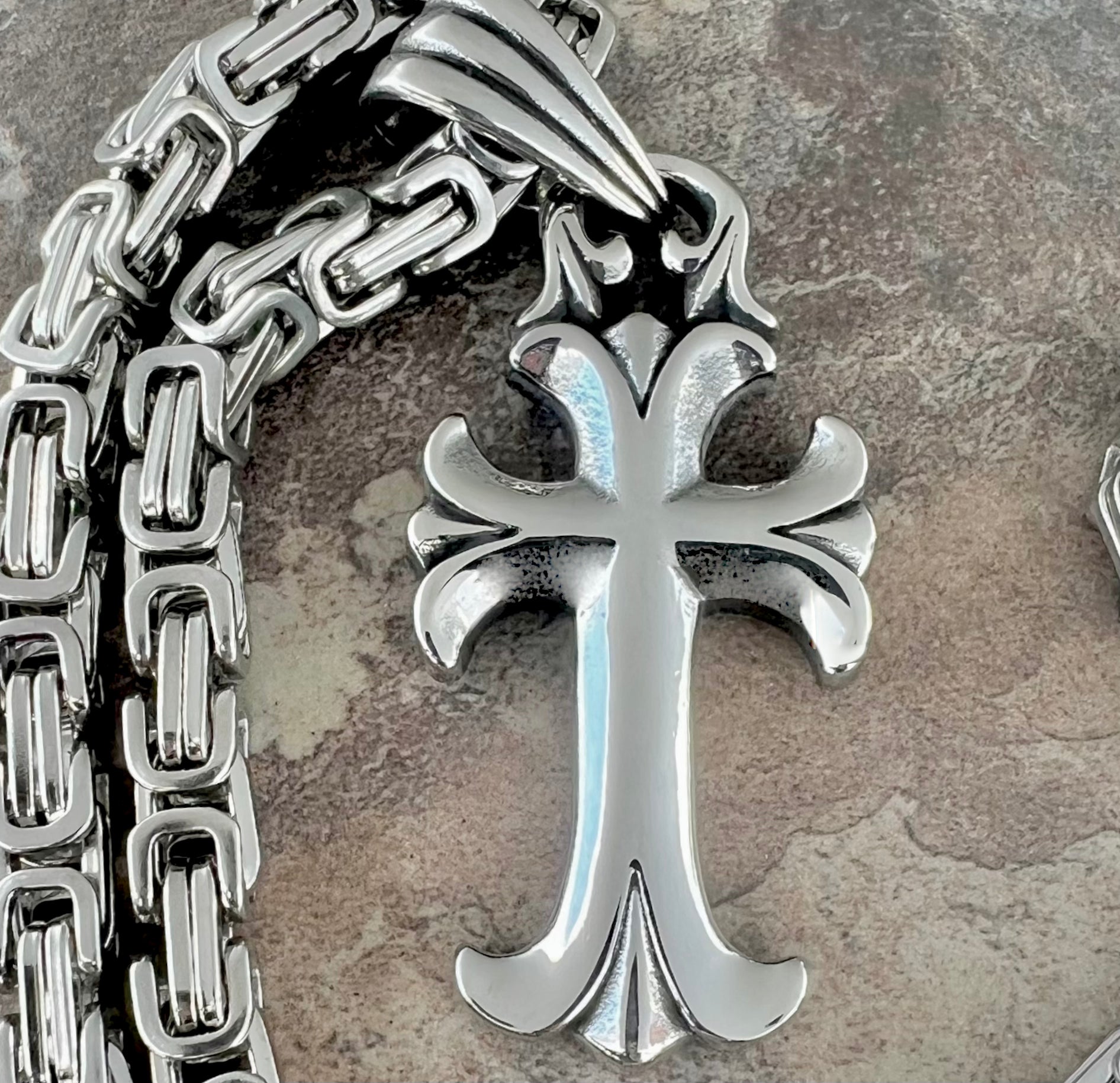 Sanity Jewelry Cross Keychain - Kc21