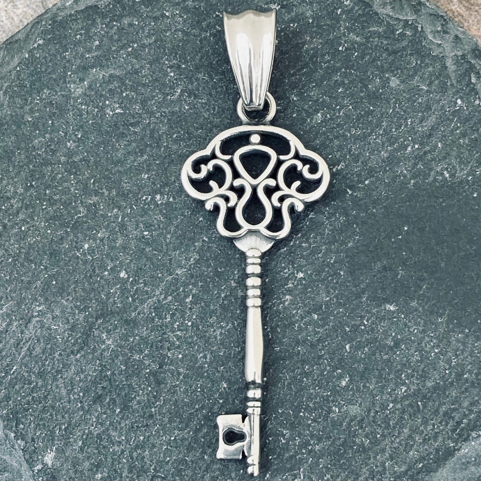 Silver Celtic Key Pendant