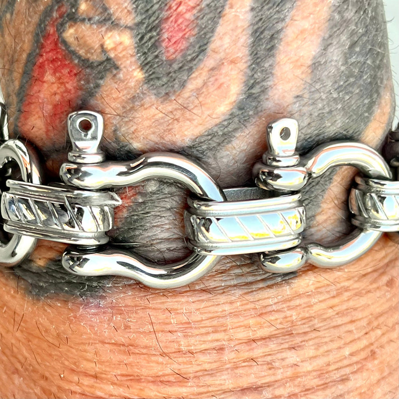 Sanity Jewelry Bracelet NEW - Shackle Bracelet - B147