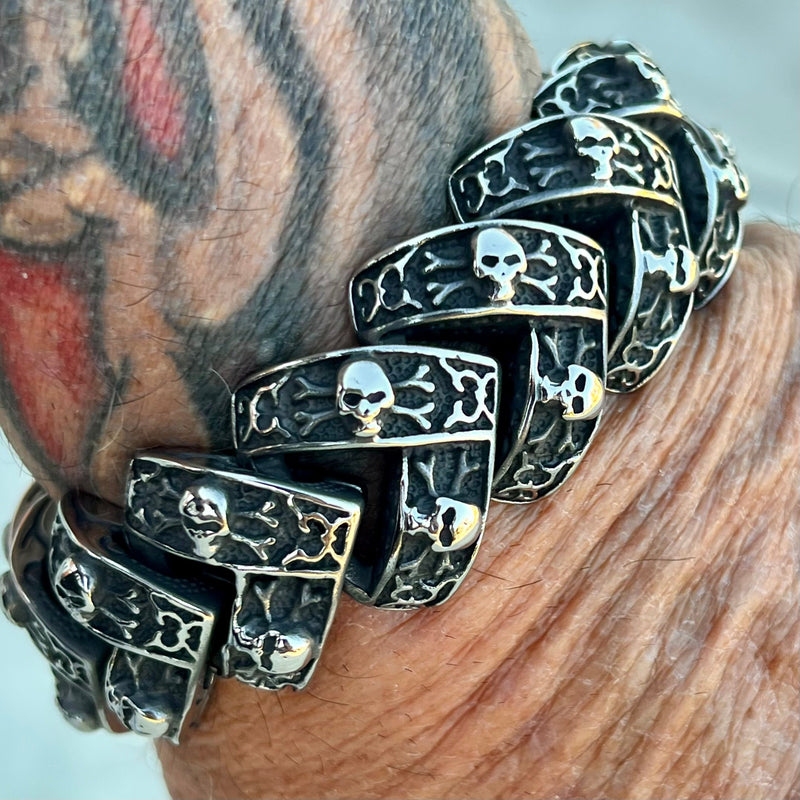 Sanity Jewelry Bracelet NEW - Viking Skull Bracelet - Skull & Crossbones - B67