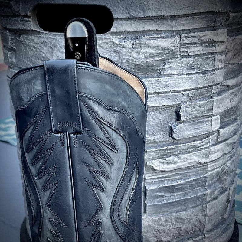 SANITY JEWELRY® Damascus Steel 6” Boot / Vest Steel with Clip - Cole Younger - Black and Blue Handle