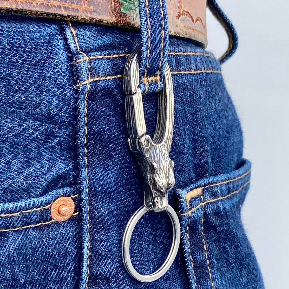 Wolf Key Chain - WCC-15 CLEARANCE