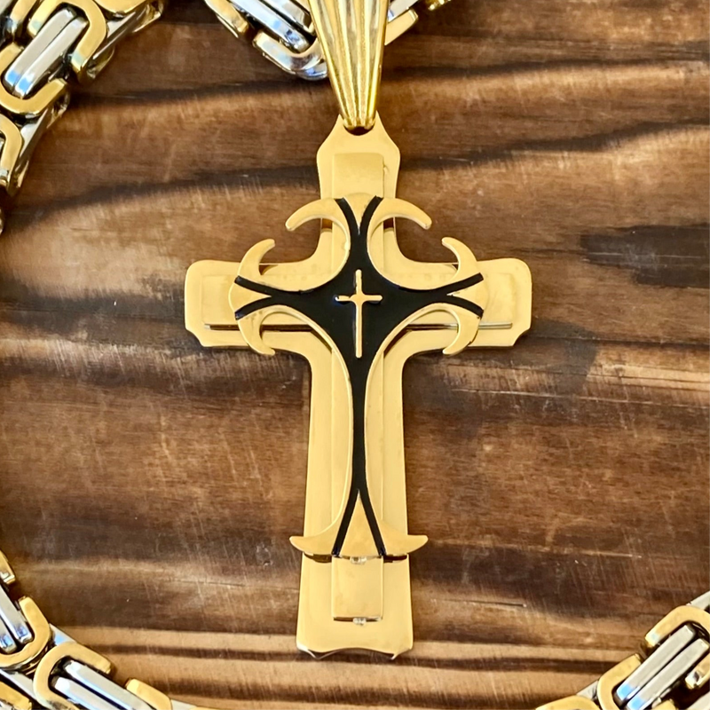 Sanity Jewelry Necklace Cross - Risen Cross Gold Pendant - Necklace - PEN832