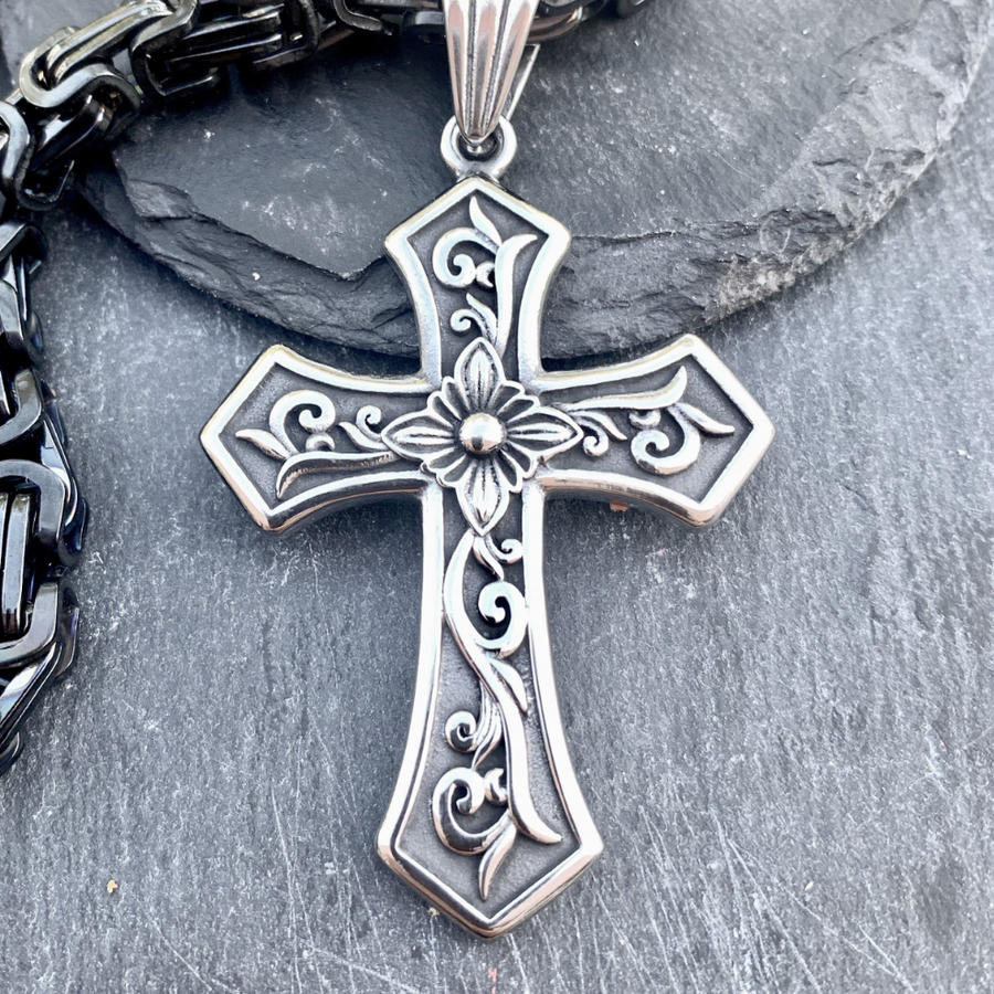 necklace-cross-scrollwork-