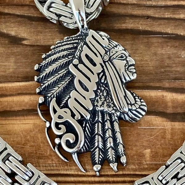 Indian Pendant Large - Silver - Necklace (695) Indian Pendant Large - Silver - Necklace (695)
