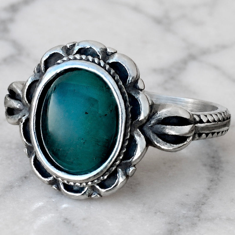 Antique Green Stone Ring - R204