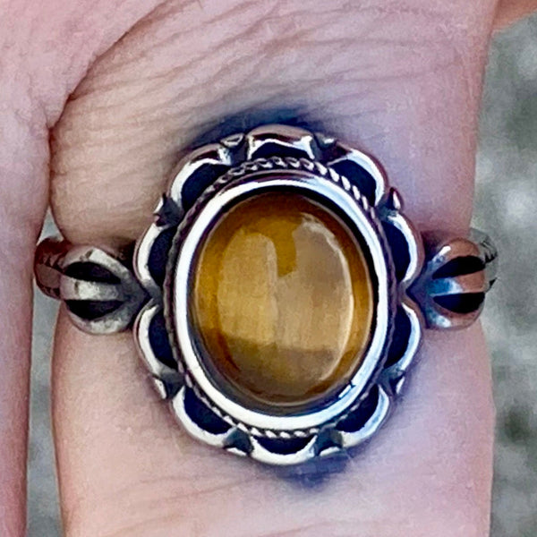 Sanity Jewelry Ring Antique Cats Eye Stone Ring - Sizes 5-12 - R205