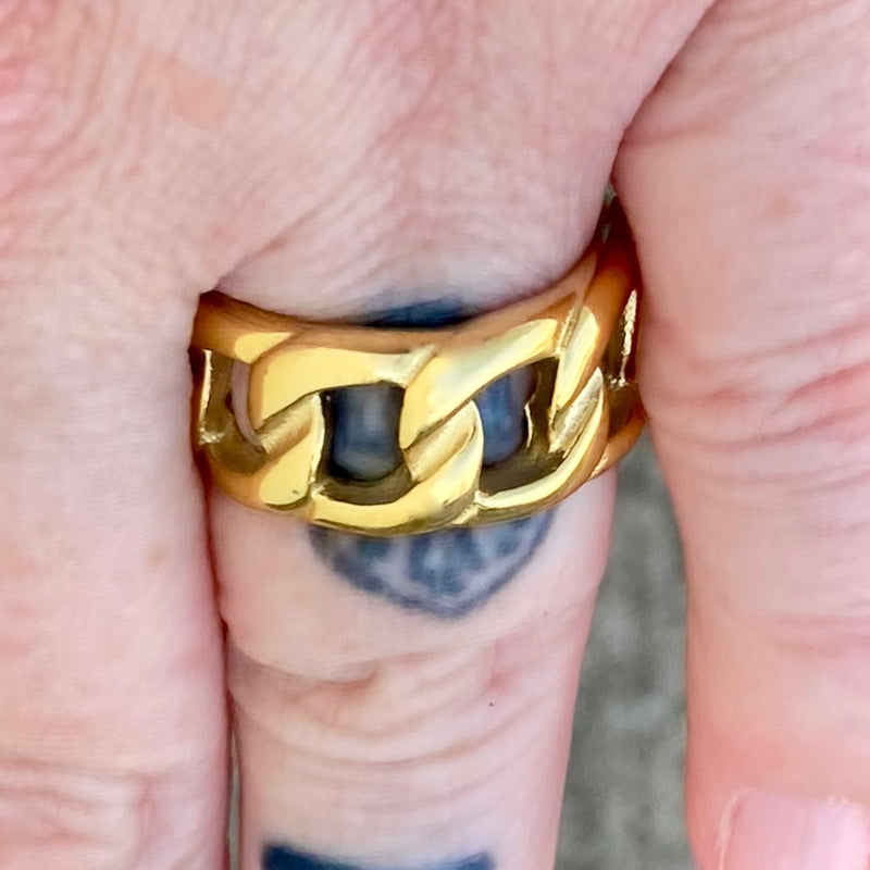 Sanity Jewelry Skull Ring Bagger Ring - Gold - R242