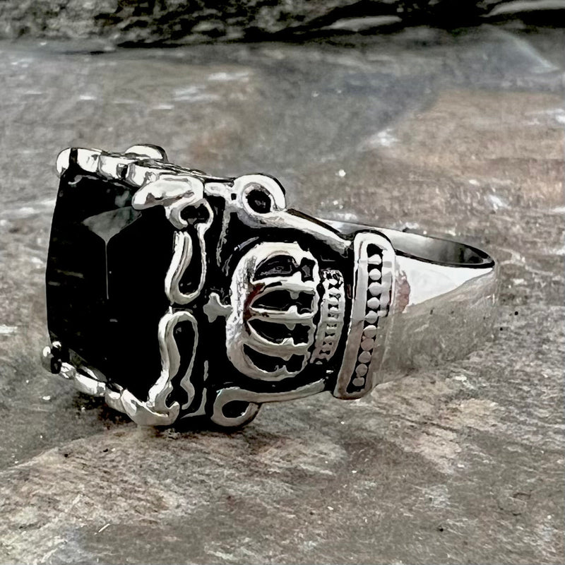 Sanity Jewelry Skull Ring "Black Stone" - Crown Ring - Black Stone - R54