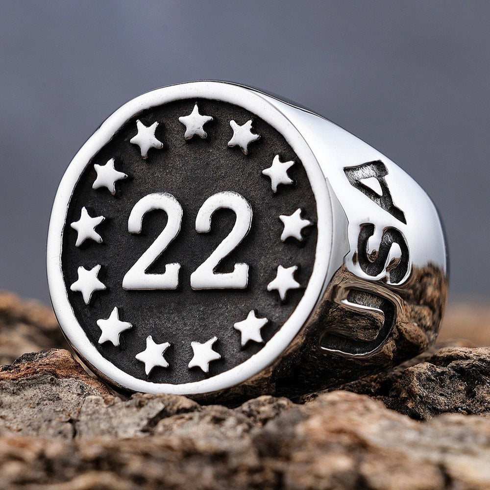 skull-ring-ring-22-a-day-black