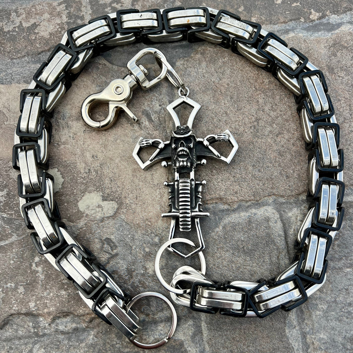 wallet-chain-24-cowboy-cross-