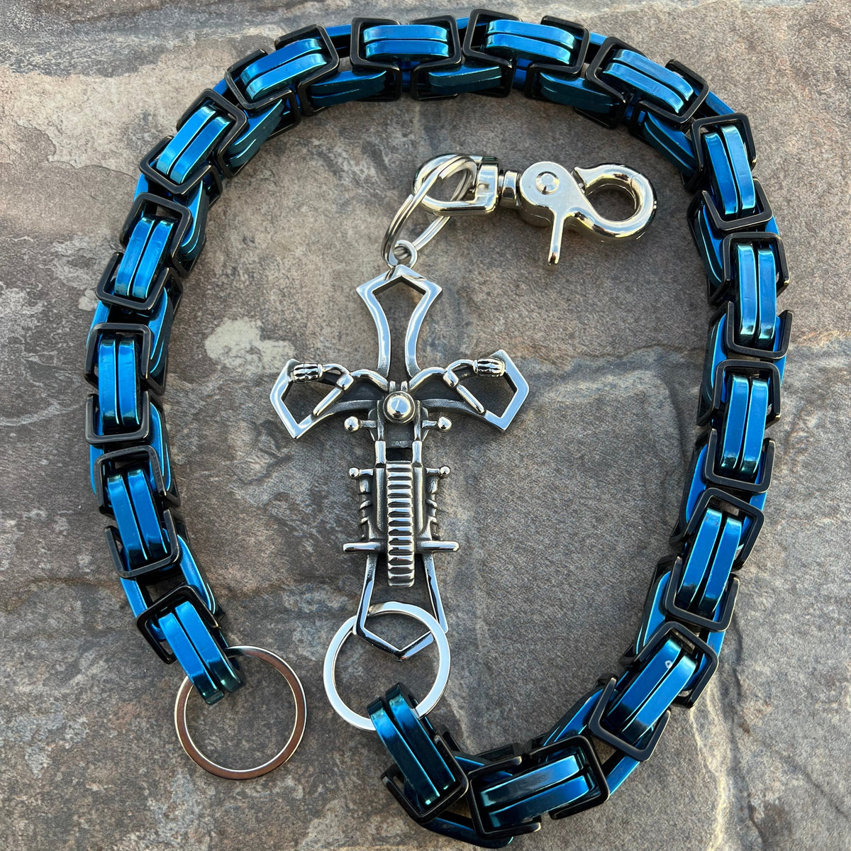 Motorcycle Cross Wallet Chain - Black & Blue Daytona CVO - WC227CVO