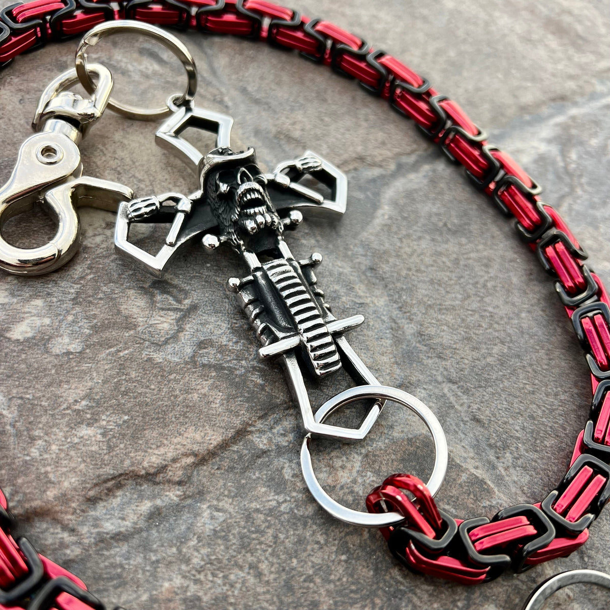 Cowboy Cross Wallet Chain - Black & Red Daytona Heritage - WC227H