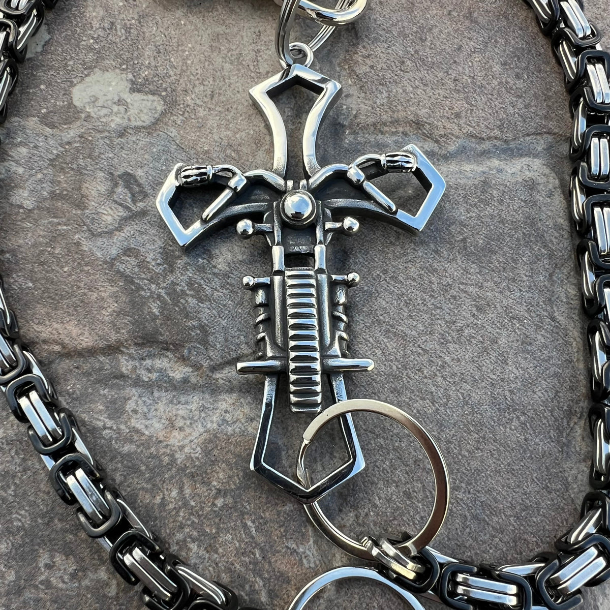 wallet-chain-motorcycle-cross-