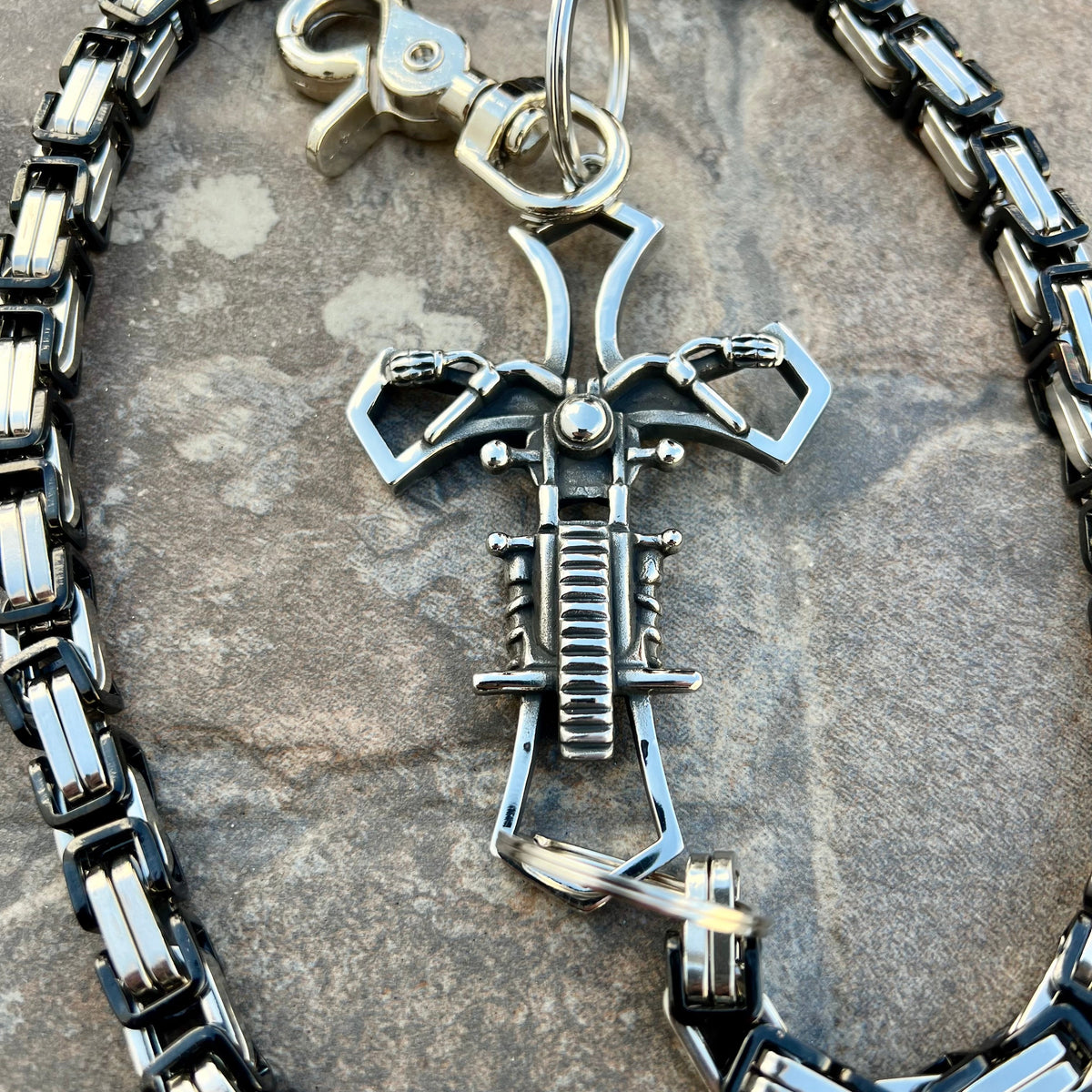 Motorcycle Cross Wallet Chain - Black & Silver Daytona Heritage - WC22