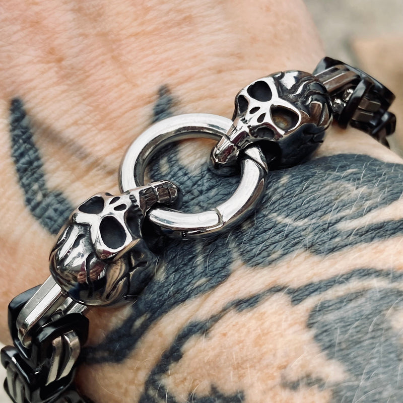 Sanity Jewelry Bracelet - 2 Skull Daytona - Black and Silver - Deluxe - B93
