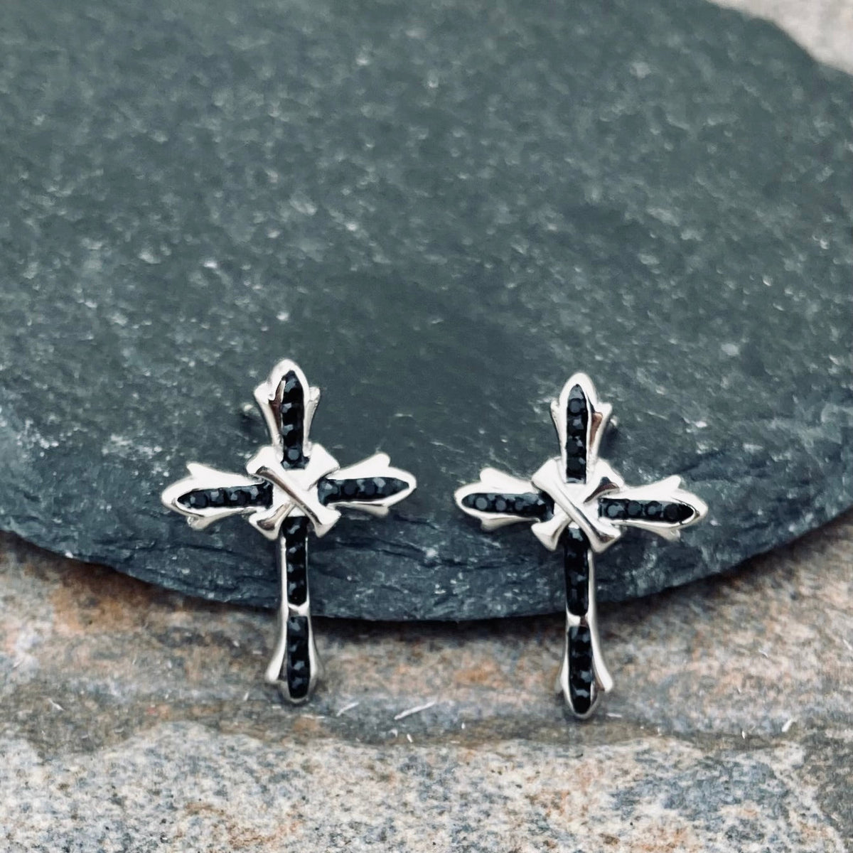 ピアス　CDL TOKYO Eternity Pierce Black eternity zir line pierce