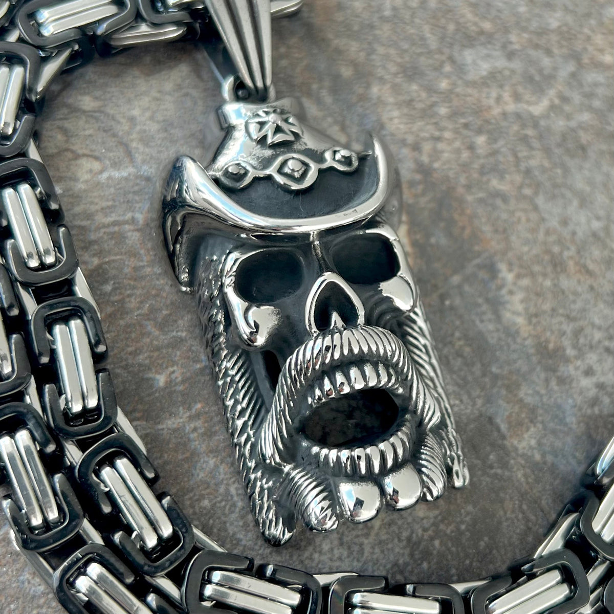 necklace-22-silver-sanity-s-