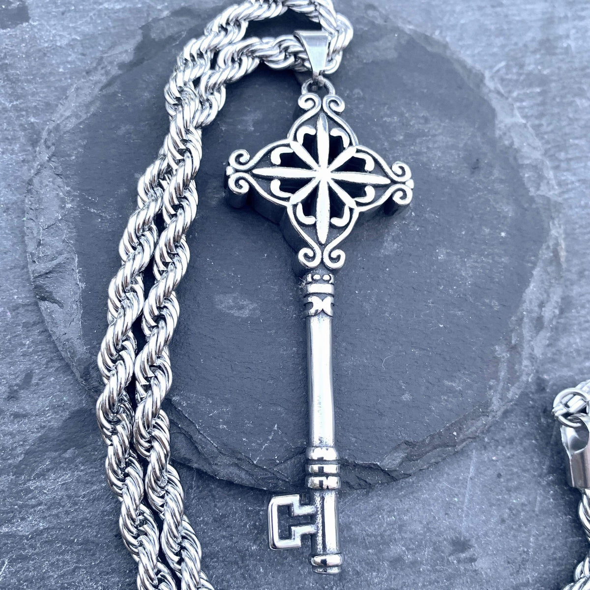 necklace-key-skeleton-key-