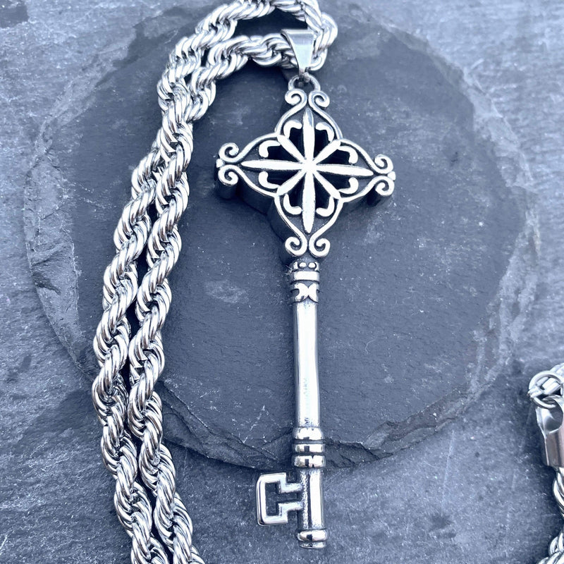 Silver Skeleton Key Pendant on Box Chain Necklace