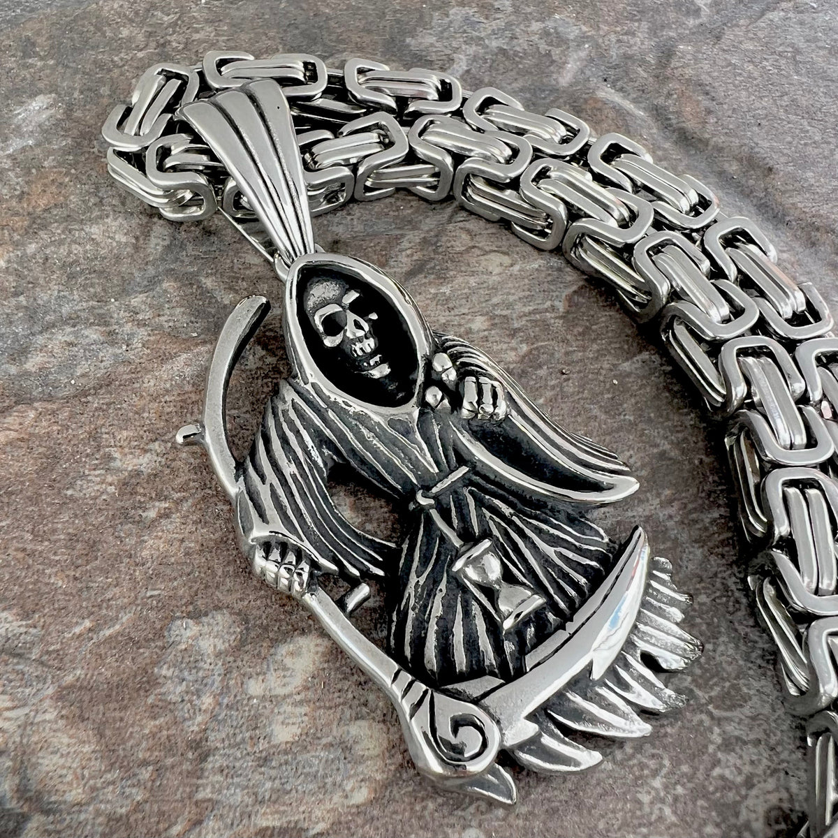 Grim Reaper & Scythe Pendant - Necklace (450)