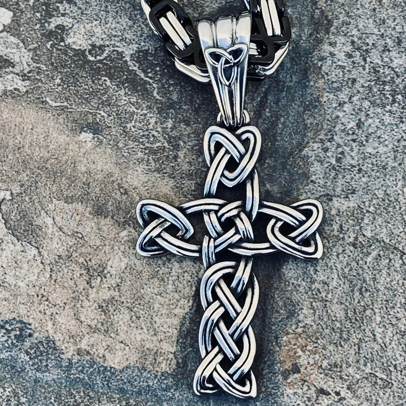 Amazon.com: TRISHULA Celtic Cross Necklace for Women,925 Sterling Silver  Good Luck Clover Necklaces Irish Celtic Knot Cross Vintage Shamrock Celtic  Jewelry Gift for Women Teen : Clothing, Shoes & Jewelry