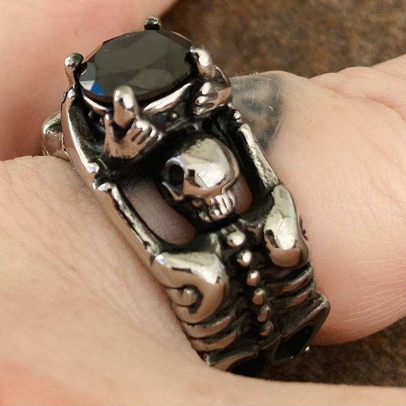 Womens black 2025 skull ring