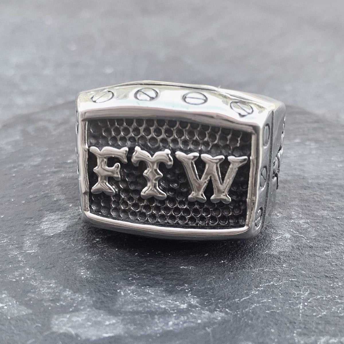 skull-ring-ftw-middle-finger-
