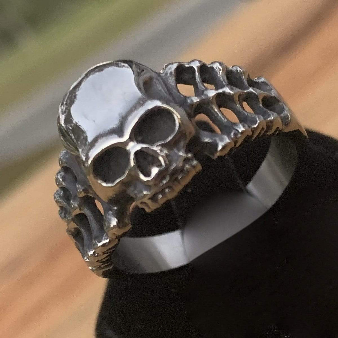 Gothic Hand-Carved Skull Pearl Heart Shaped Statement Ring Ivory White / Adjustable Gothic Hand-Carved Skull Pearl Heart Shaped Statement Ring Ivory White / Adjustable