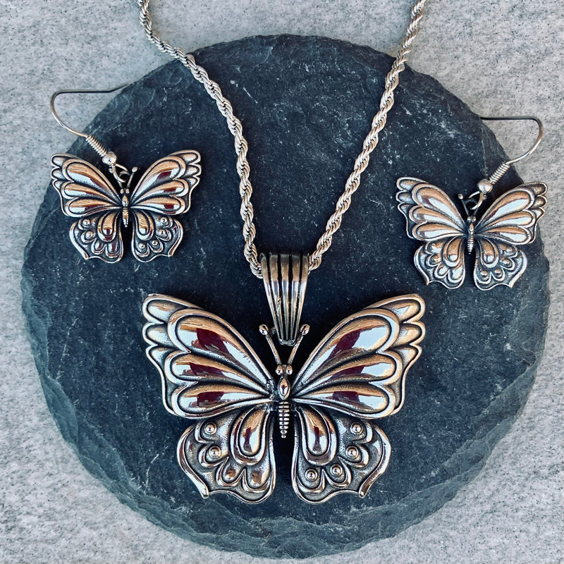 Sanity Jewelry Stainless Steel - Monarch Butterfly - Earrings - 305E