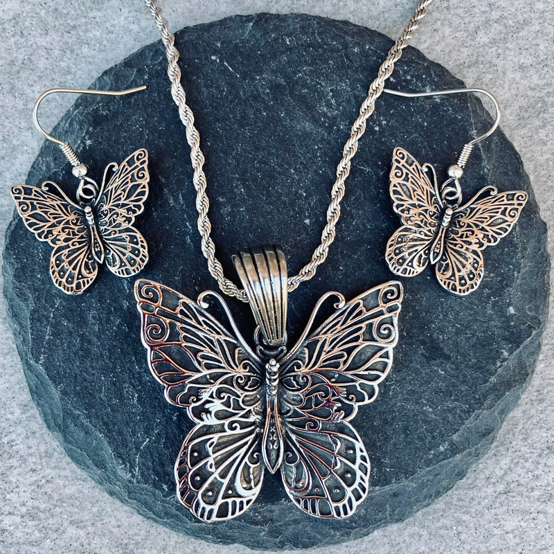 Sanity Jewelry Stainless Steel - Scrollwork Butterfly - PEN304 & Classic Rope Chain or Omega