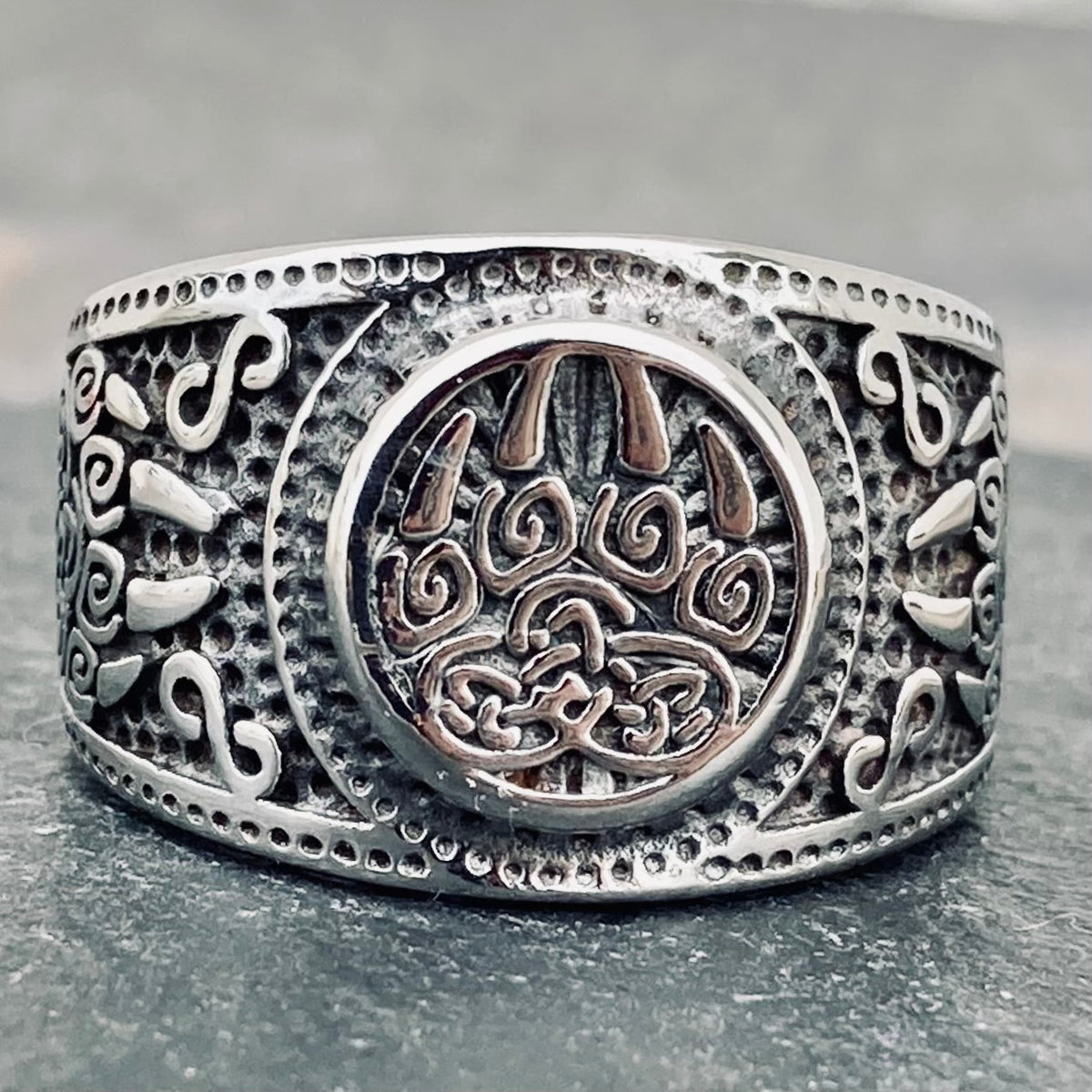 Palgraveリング viking-bear-paw-ring-sizes-6-